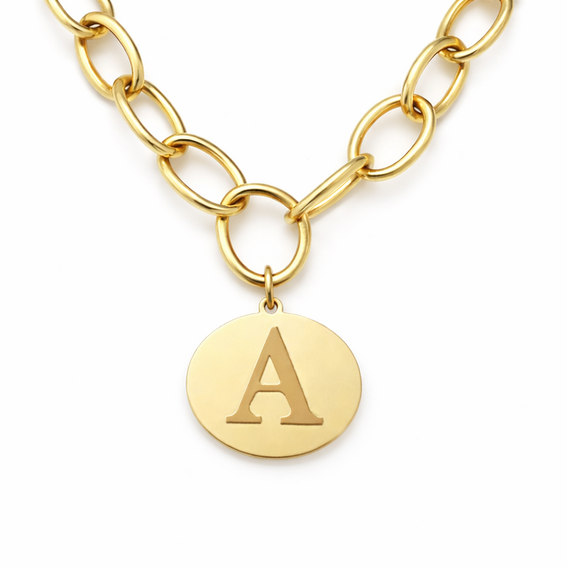 Collar Letra Magna con medallón de inicial - Alma de Plata